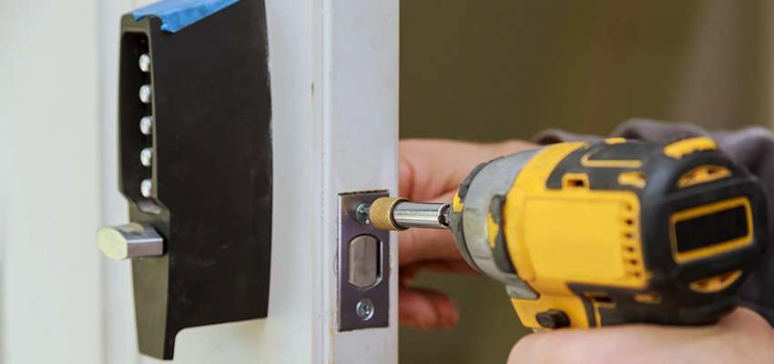 Eviction Locksmith For Key Duplication in Aptos, California